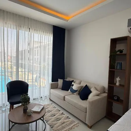 Modern With Pool * Dherinia
