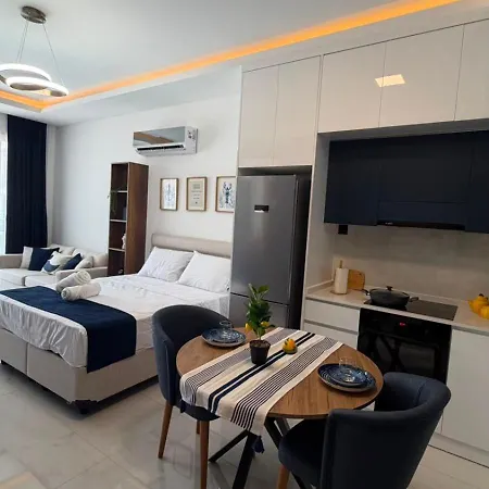 Modern With Pool דירה Dherinia